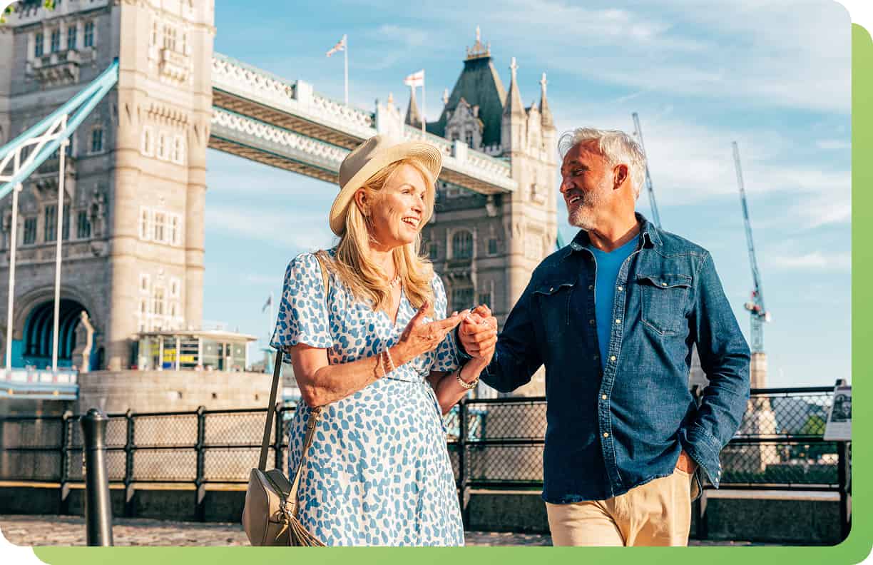 senior-couple-traveling-europe2